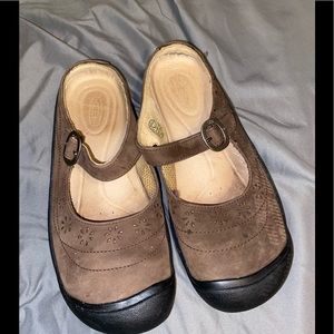 Keen women’s slip on shoe